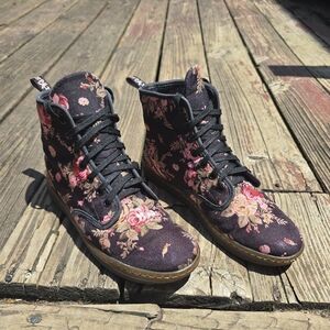 DR MARTENS Shoreditch Floral Mix Canvas Lace Low Boots Womens Size 9